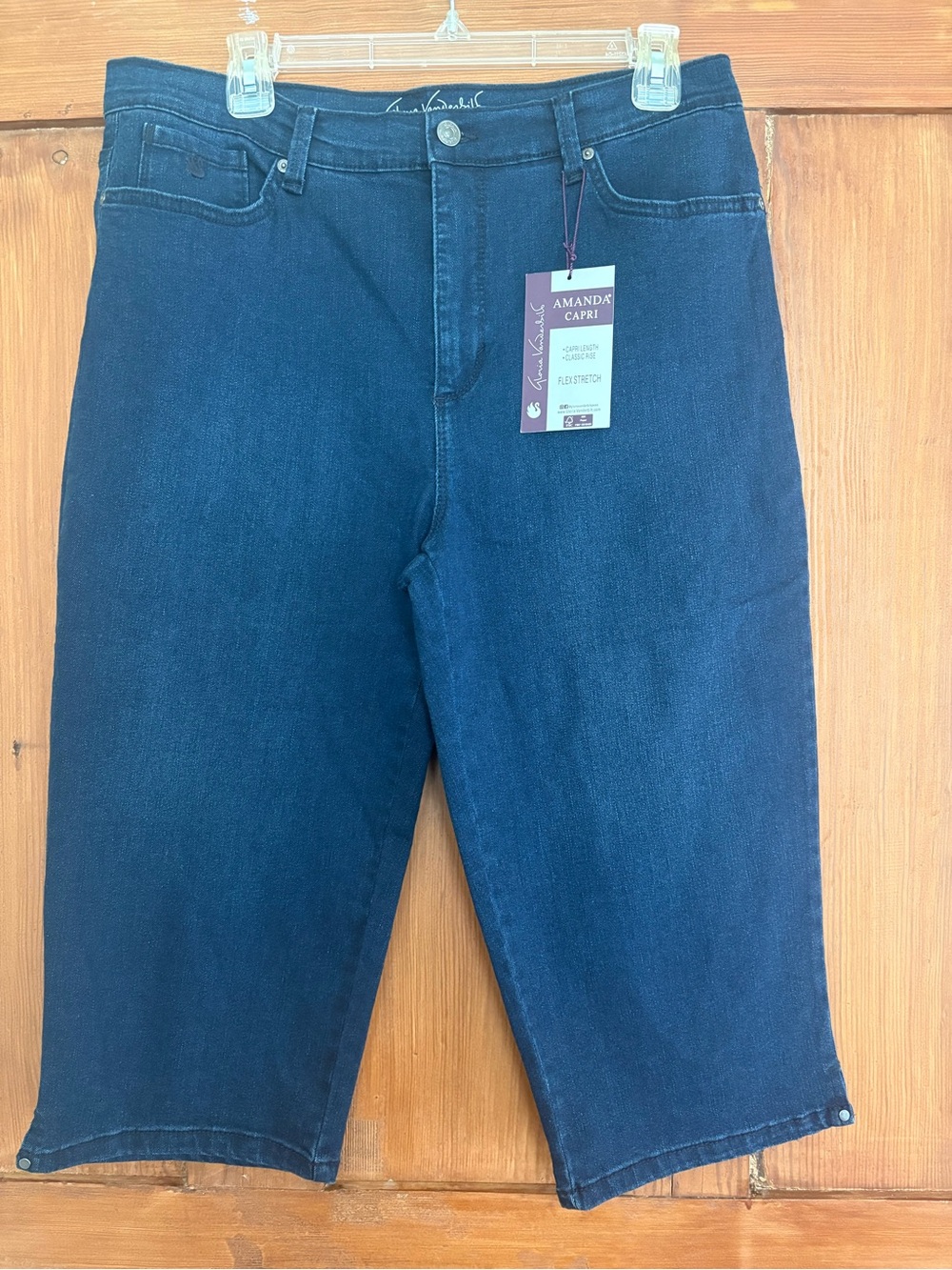NWT Gloria Vanderbilt Amanda Flex Stretch Dark Blue Jeans Capri Pants 14P